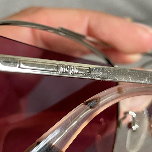 MCQ ALEXANDER MCQUEEN like new sunnies - Picture 7 of 11